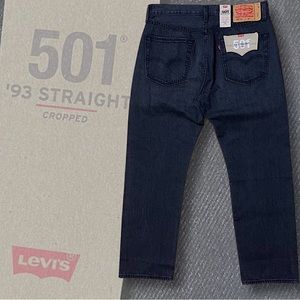 Levi’s 501 ‘93 Straight Cropped in Yikes